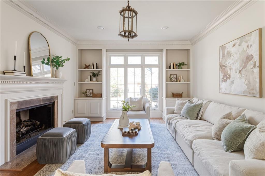 31 Paces West Place NW