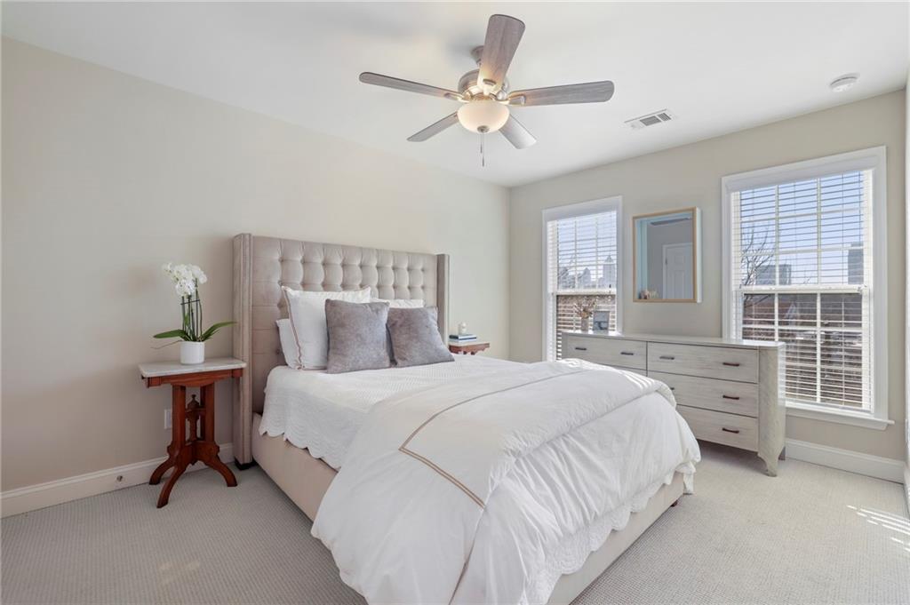 356 Ardmore Court NW