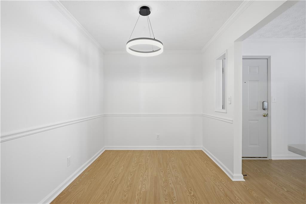 3705 Essex Avenue Unit 6