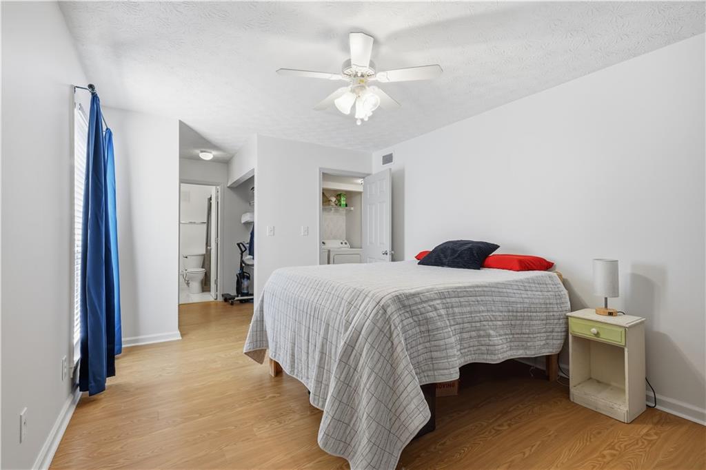 3705 Essex Avenue Unit 6