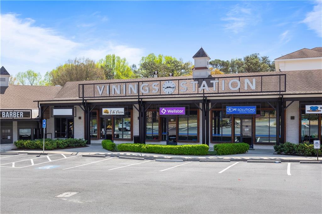 3705 Essex Avenue Unit 6