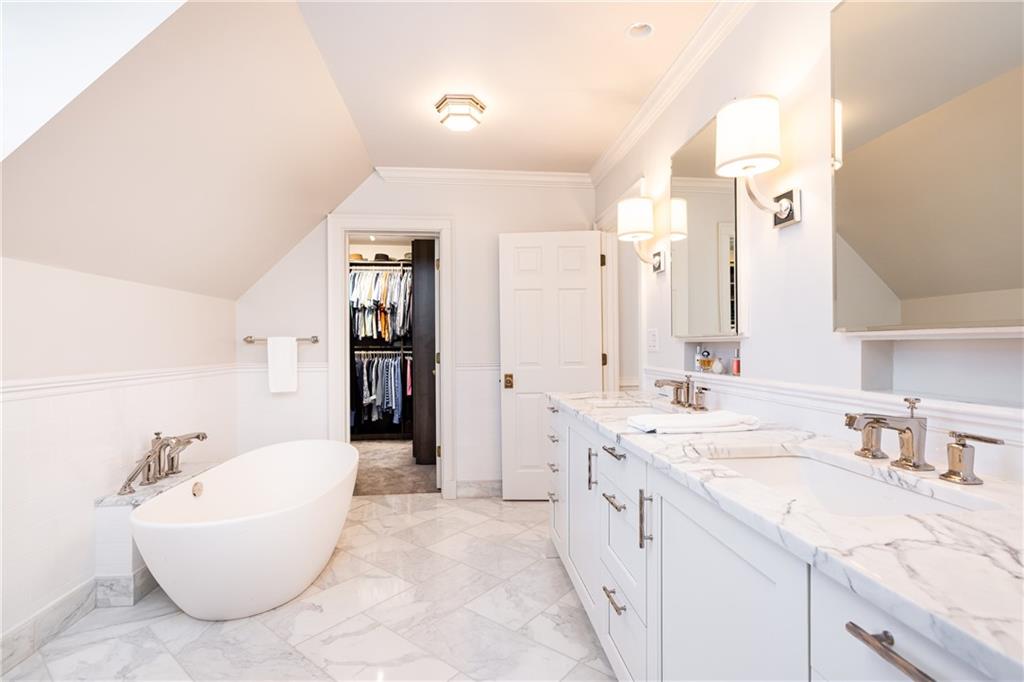 2900 Bakers Farm Road