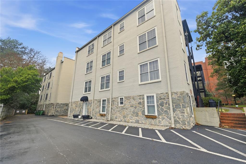 28 Collier Road NW Unit #3