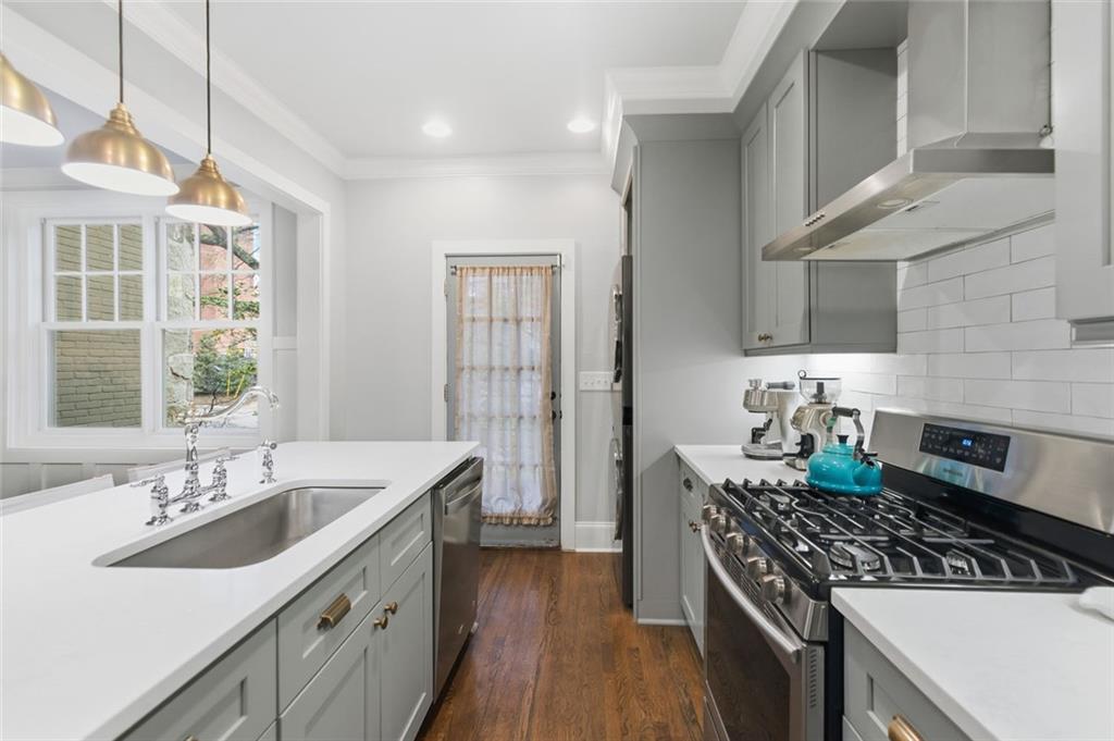 28 Collier Road NW Unit #3