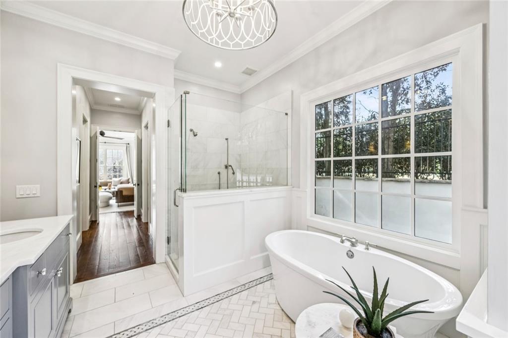 130 Blackland Road NW