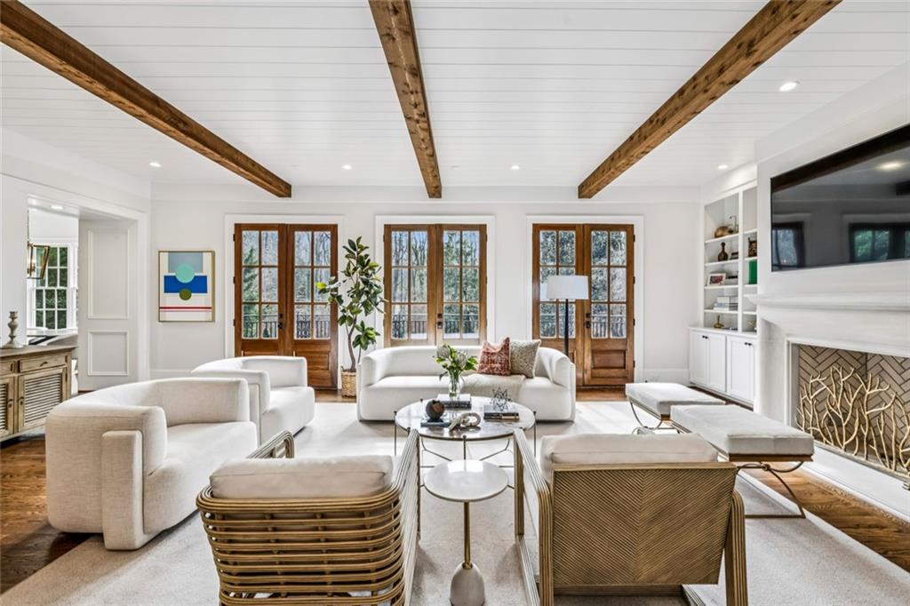 130 Blackland Road NW