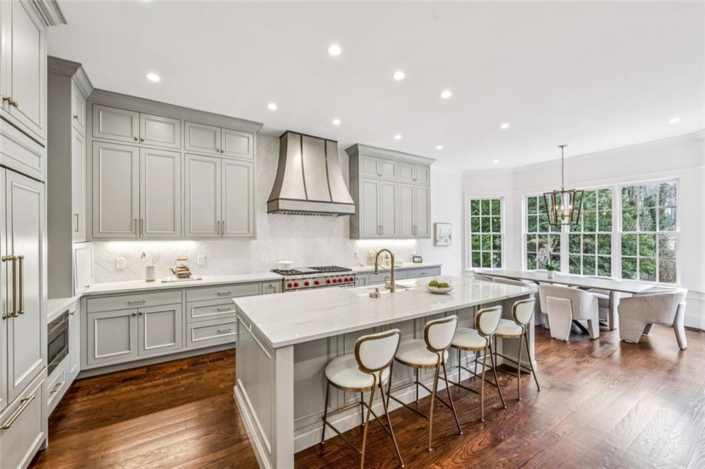 130 Blackland Road NW