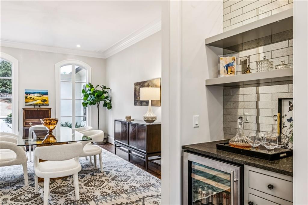 130 Blackland Road NW