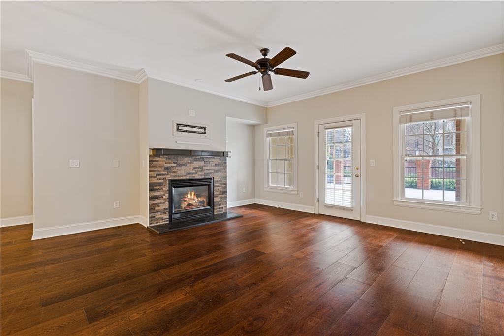 211 Colonial Homes Drive NW Unit 2106