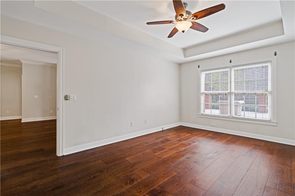 211 Colonial Homes Drive NW Unit 2106