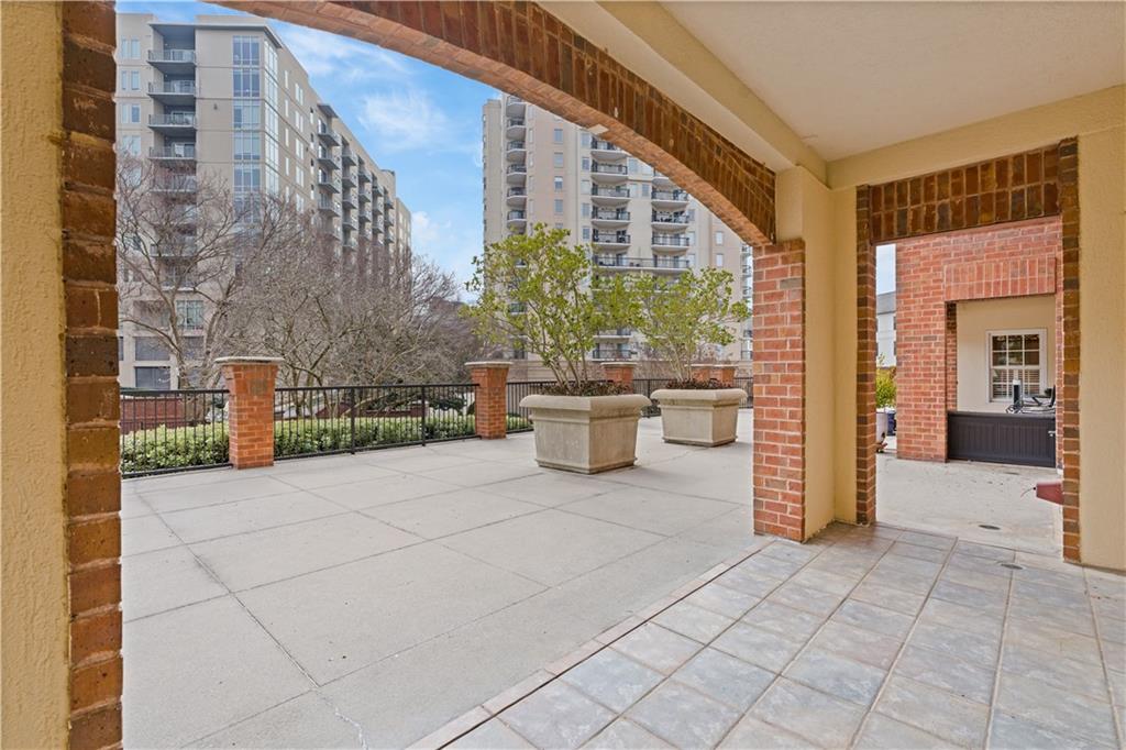 211 Colonial Homes Drive NW Unit 2106