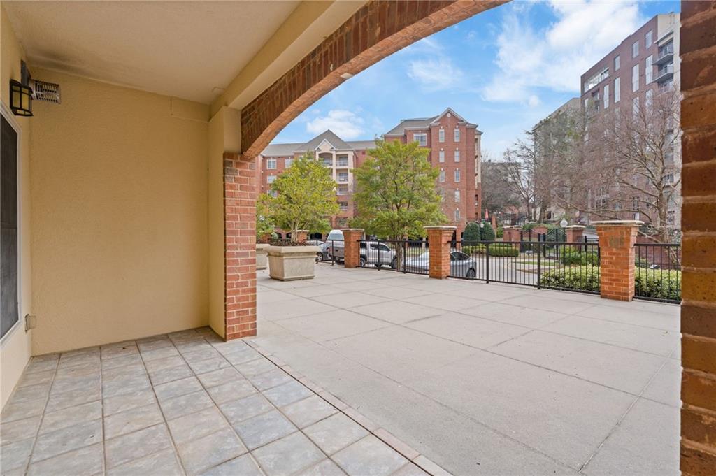 211 Colonial Homes Drive NW Unit 2106