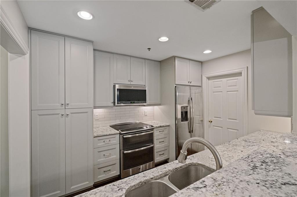 211 Colonial Homes Drive NW Unit 2106