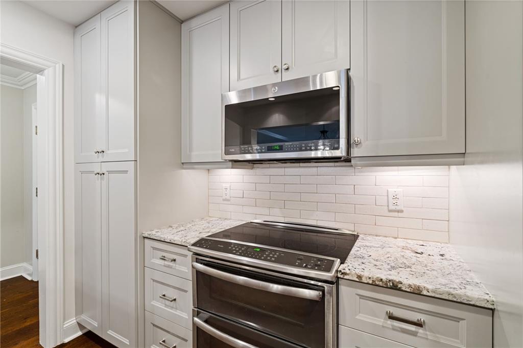 211 Colonial Homes Drive NW Unit 2106