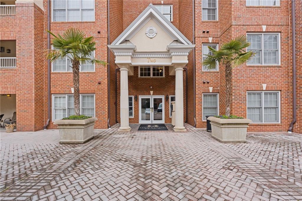 211 Colonial Homes Drive NW Unit 2106