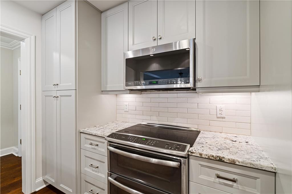 211 Colonial Homes Drive NW Unit 2106