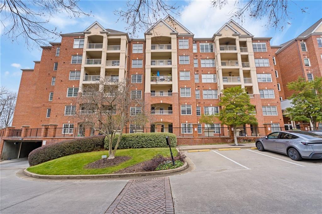 211 Colonial Homes Drive NW Unit 2106