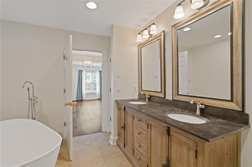 211 Colonial Homes Drive NW Unit 2106