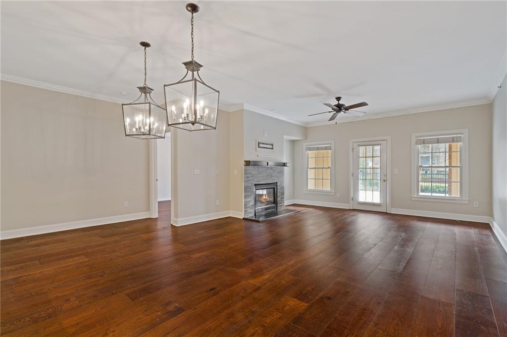 211 Colonial Homes Drive NW Unit 2106