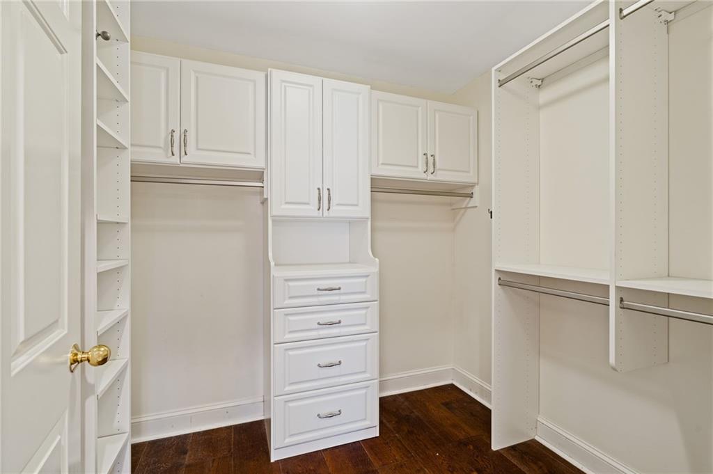 211 Colonial Homes Drive NW Unit 2106