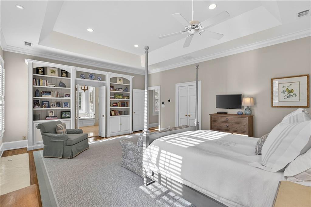 2552 Habersham Road NW