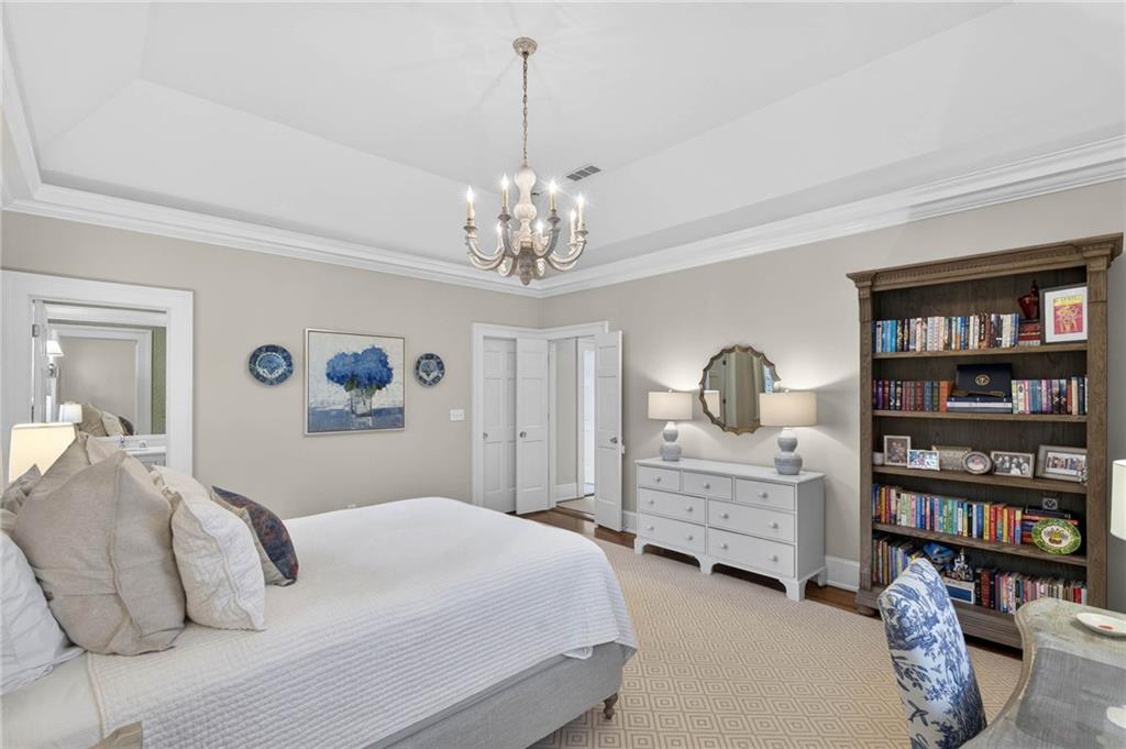 2552 Habersham Road NW