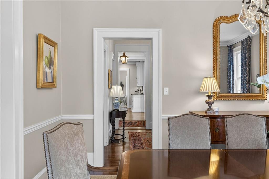 2552 Habersham Road NW