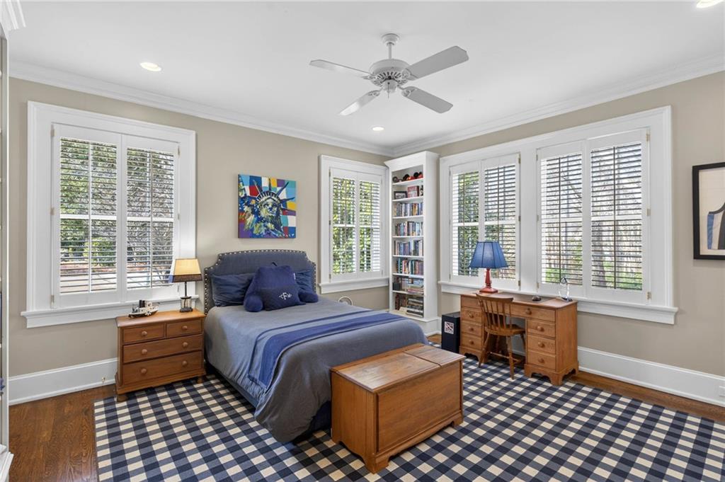 2552 Habersham Road NW