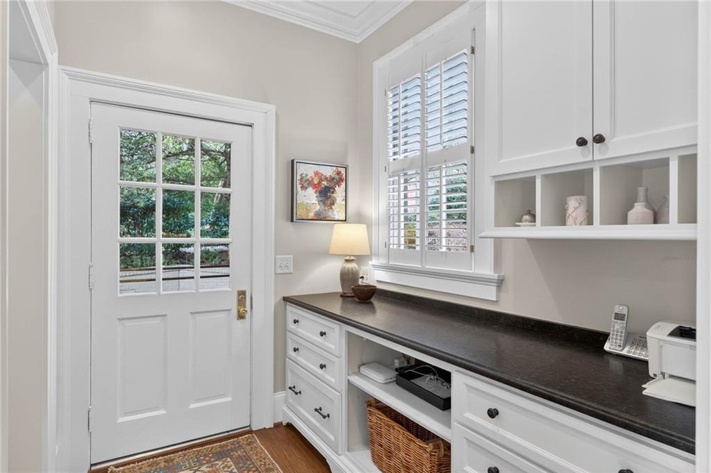 2552 Habersham Road NW