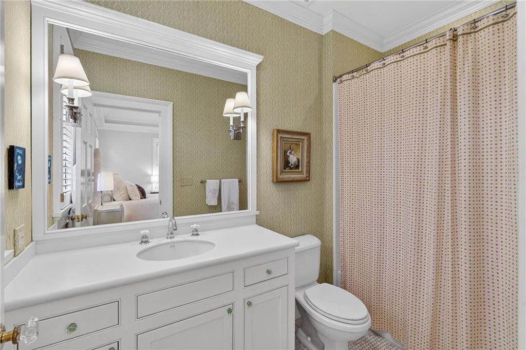 2552 Habersham Road NW