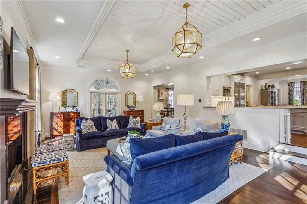 985 Club Commons Circle NE