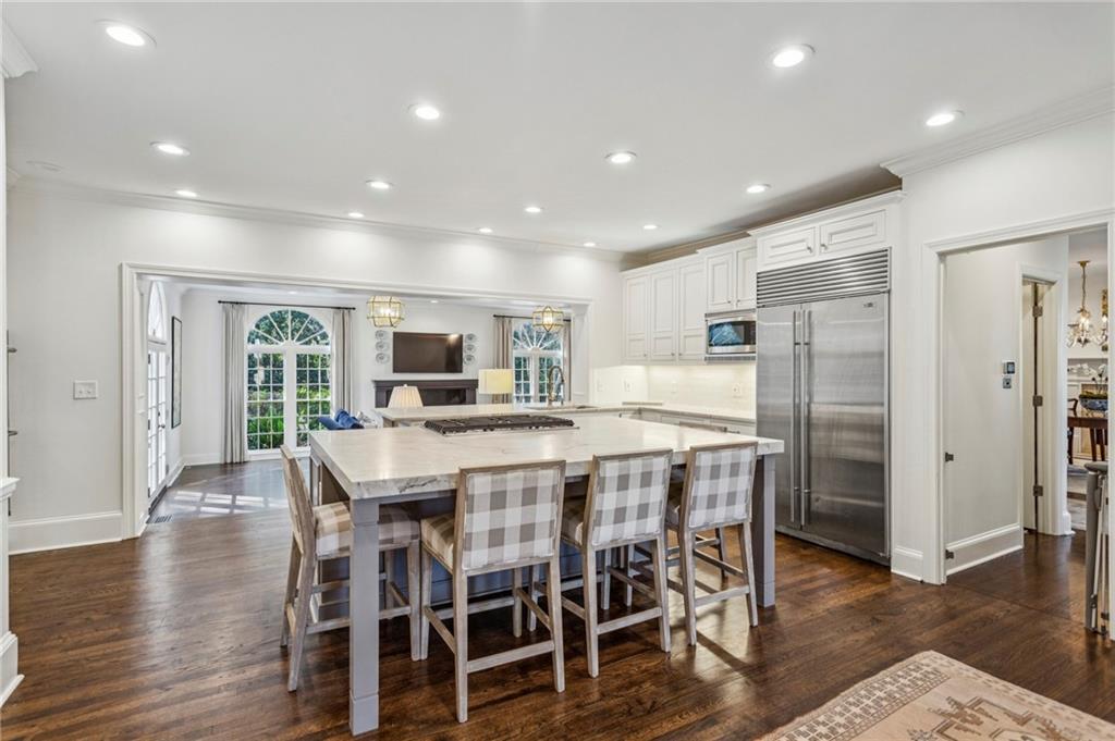 985 Club Commons Circle NE