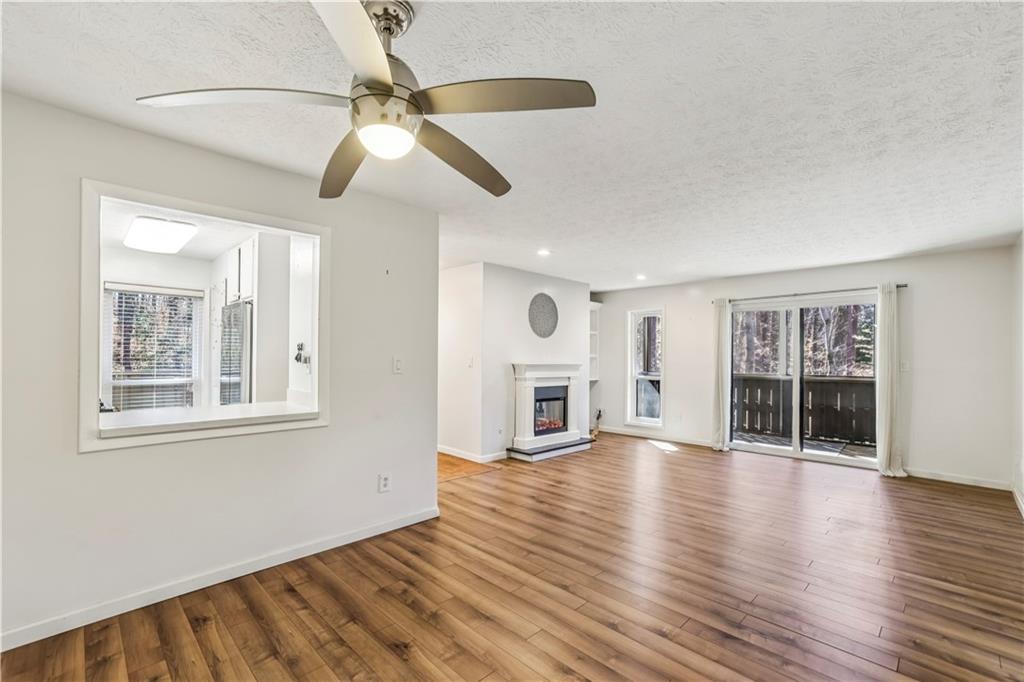 1503 Woodcliff Drive NE