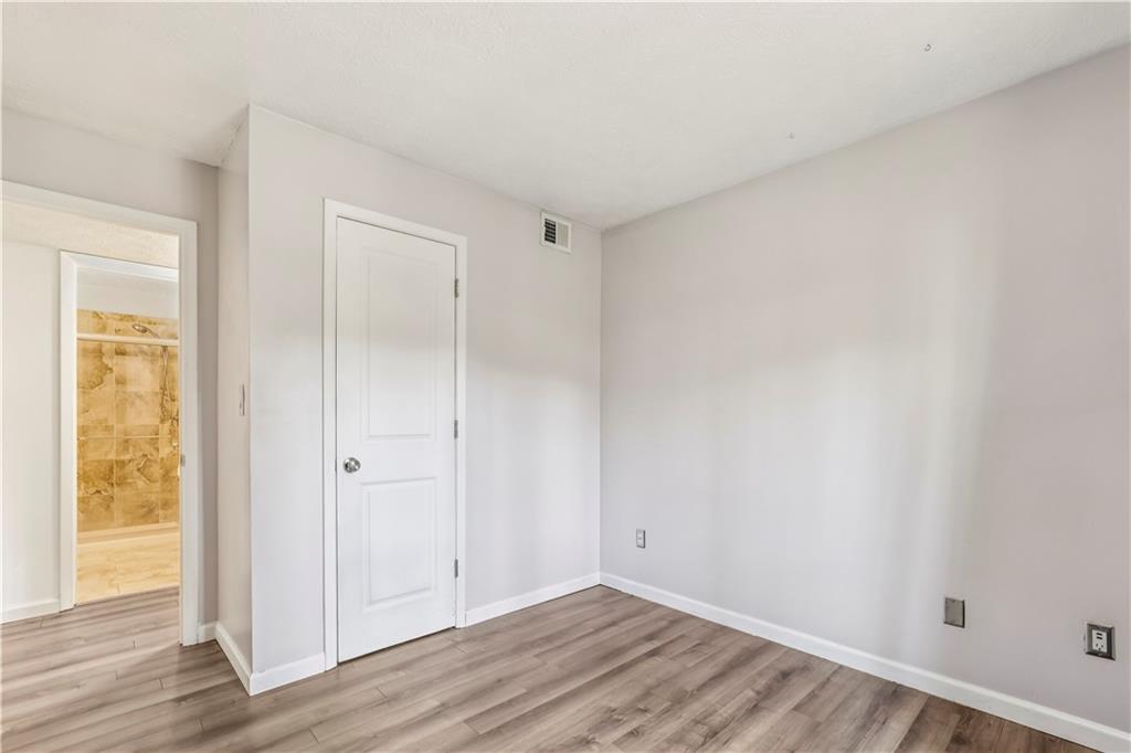 1503 Woodcliff Drive NE