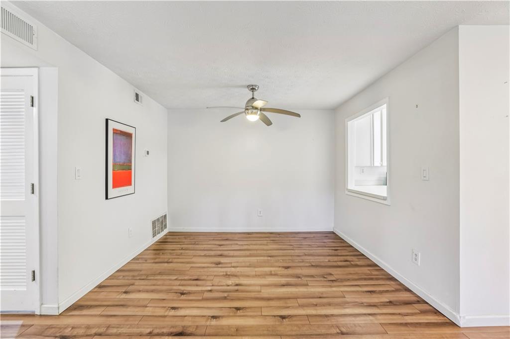 1503 Woodcliff Drive NE