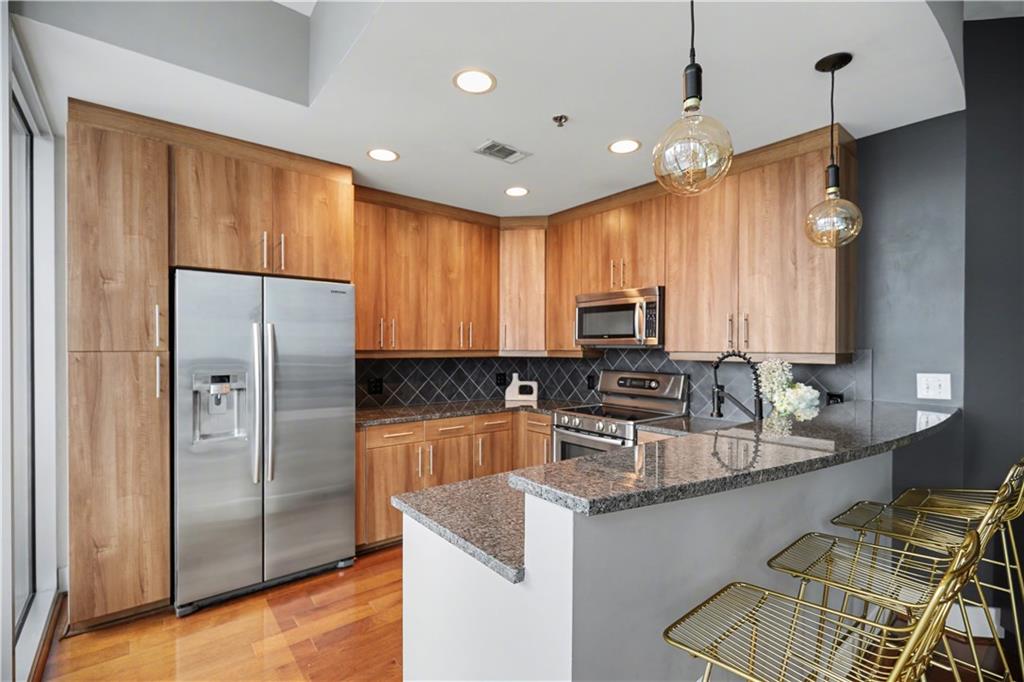 1080 Peachtree Street NE Unit 2108