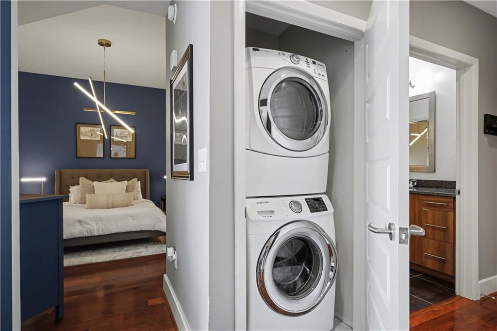 1080 Peachtree Street NE Unit 2108