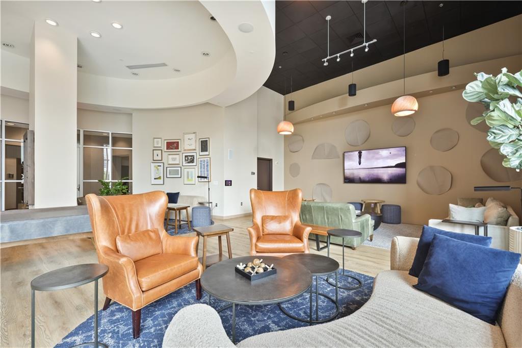 1080 Peachtree Street NE Unit 2108