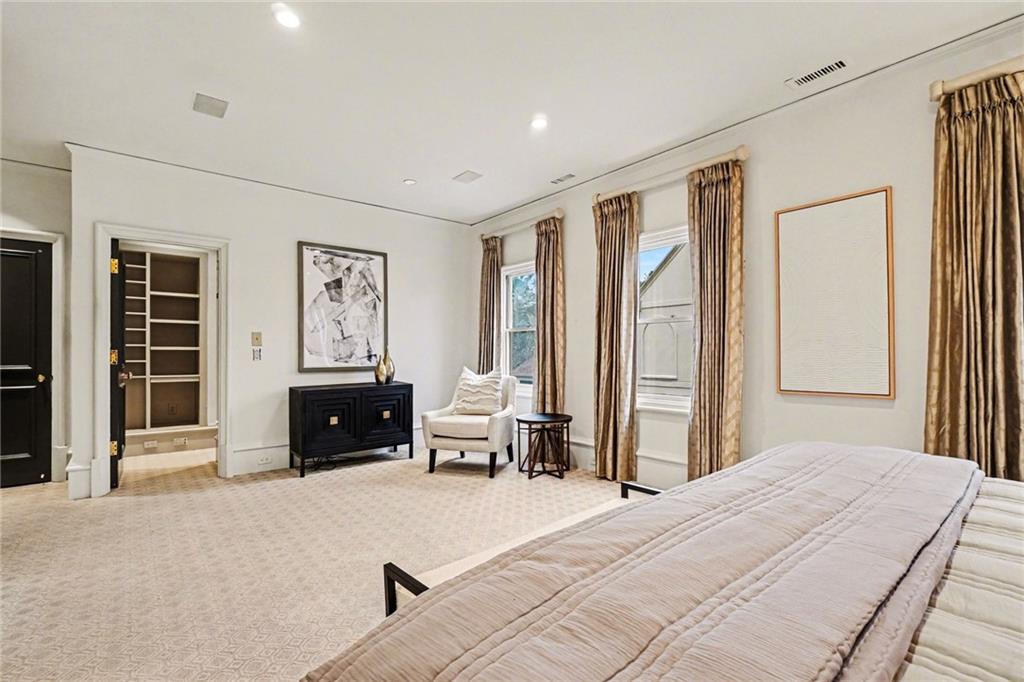 2525 Peachtree Road NE Unit 28