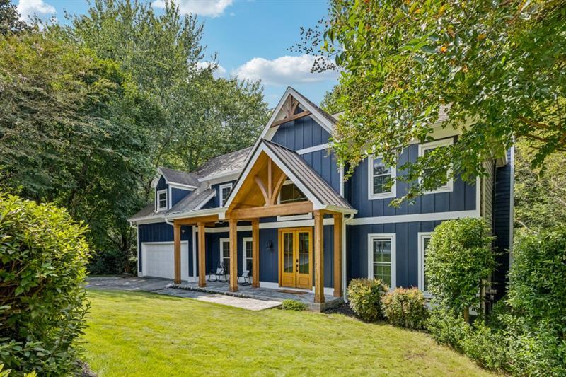 1153 Byrnwyck Court NE