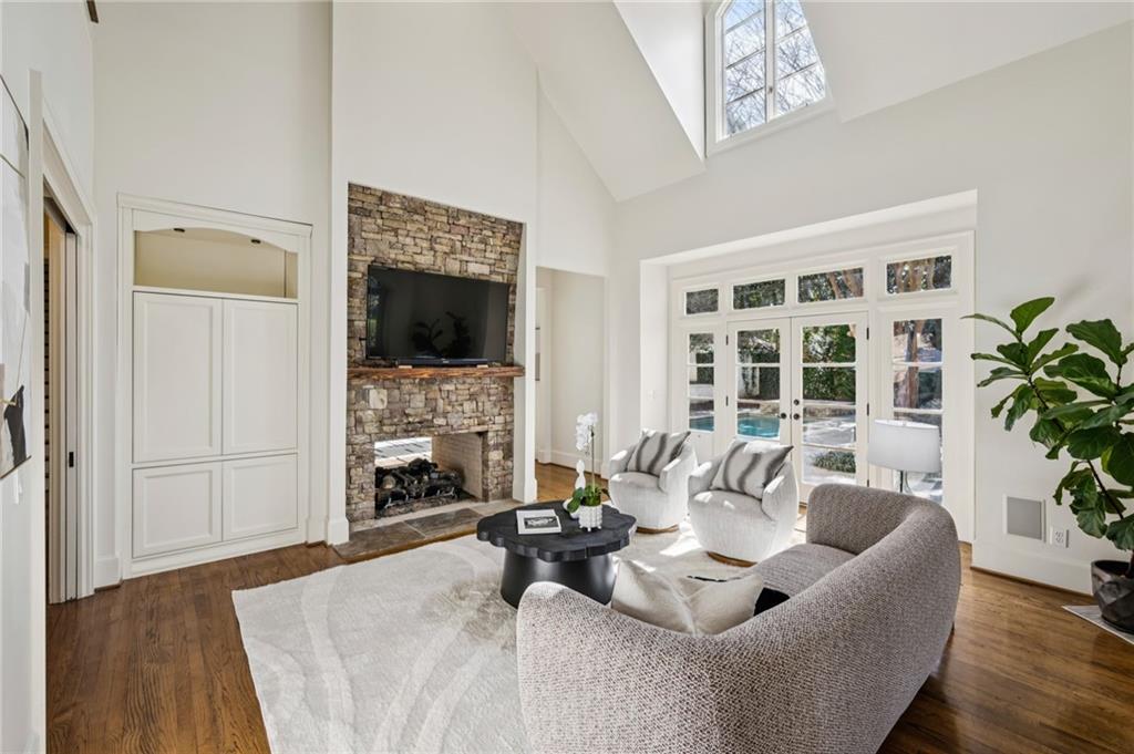 82 Blackland Road NW