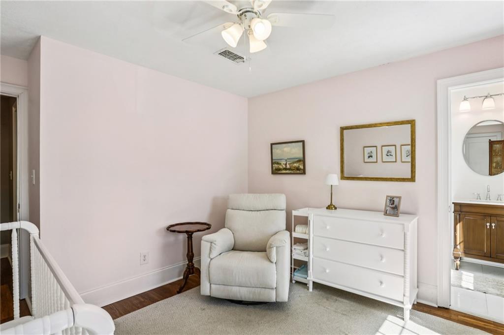 13 Independence Place NW