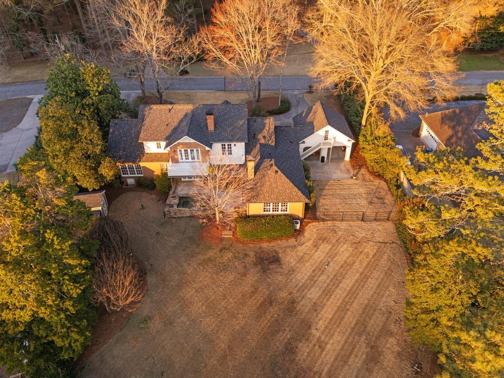 2950 Rivermeade Drive NW