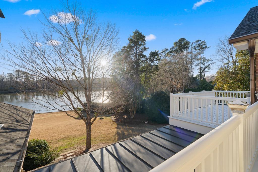 2950 Rivermeade Drive NW