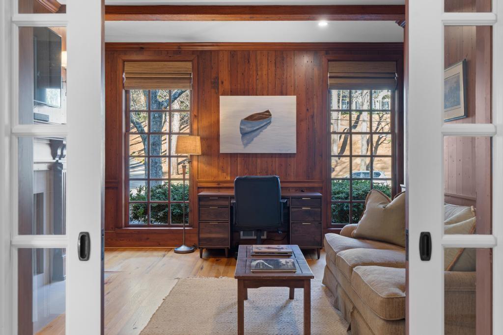 2950 Rivermeade Drive NW