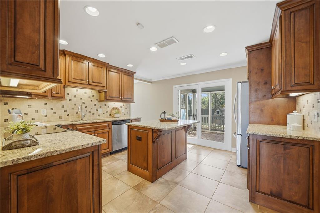 320 Sea Holly Circle