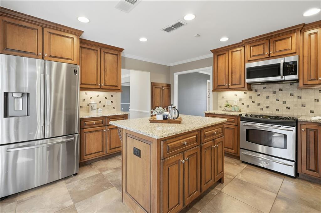 320 Sea Holly Circle