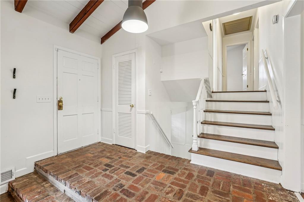 6555 Williamson Drive