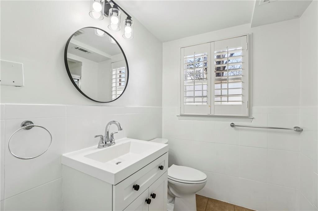 6555 Williamson Drive