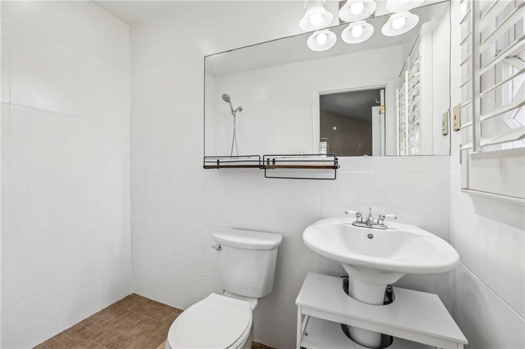 6555 Williamson Drive